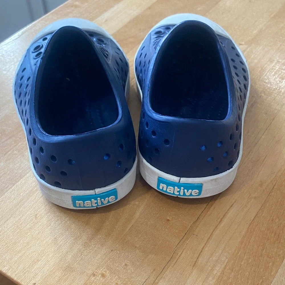 Navy Blue Native Toddler Shoes size 5C